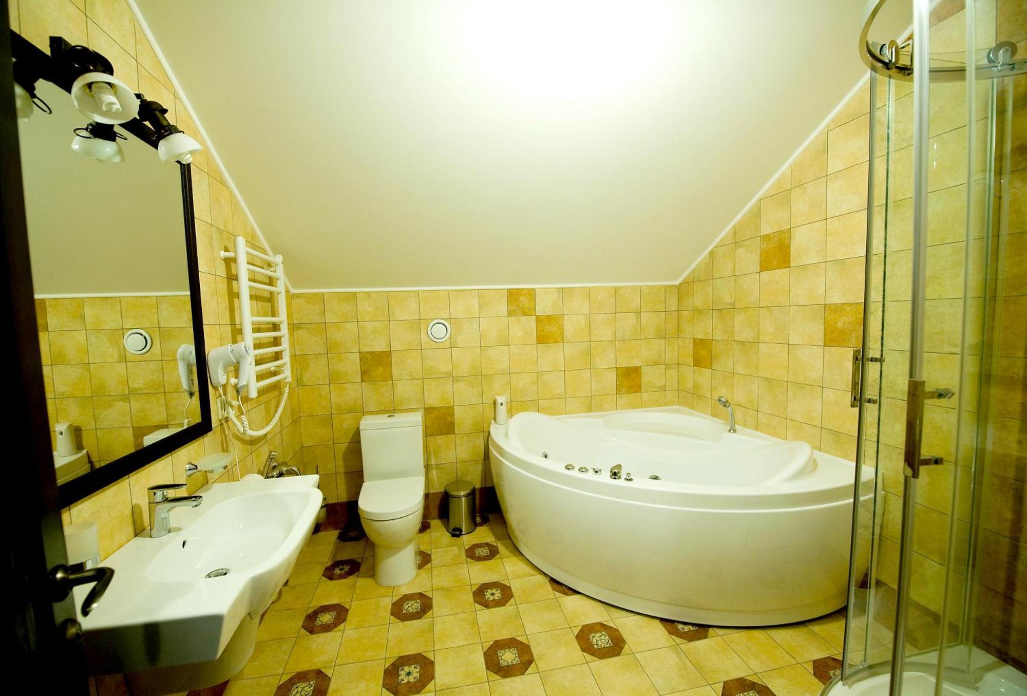 Козак Вакула Hotel Kozelets Eksteriør billede
