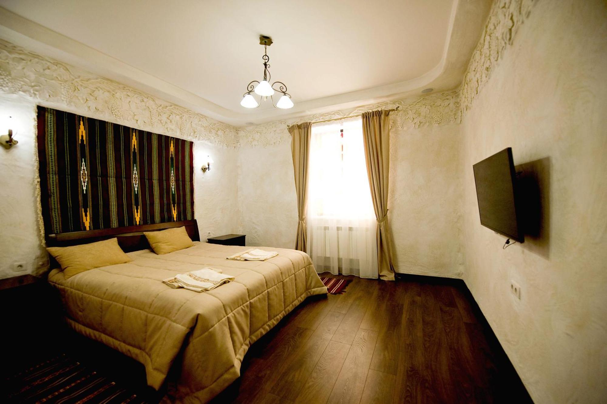 Козак Вакула Hotel Kozelets Eksteriør billede